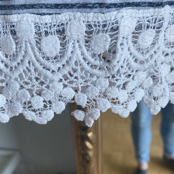 Striped Tank with Lace Detailing - Picture 6 of 6